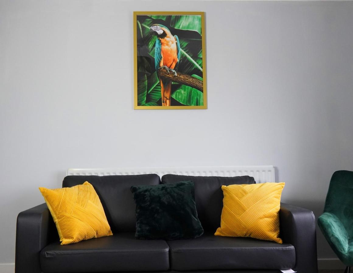 Portobello House - Four Bedroom House Perfect For Contractors - Sleeps 6 - Free Parking Вулвергемптон Экстерьер фото