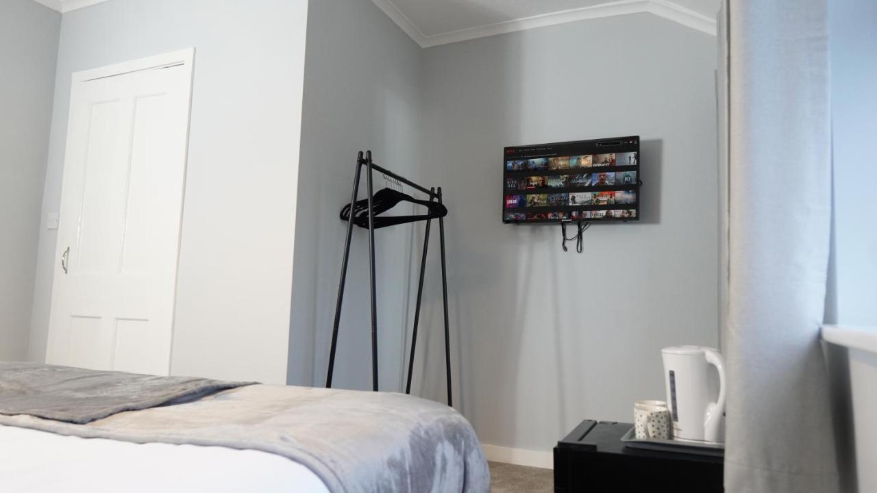 Portobello House - Four Bedroom House Perfect For Contractors - Sleeps 6 - Free Parking Вулвергемптон Экстерьер фото