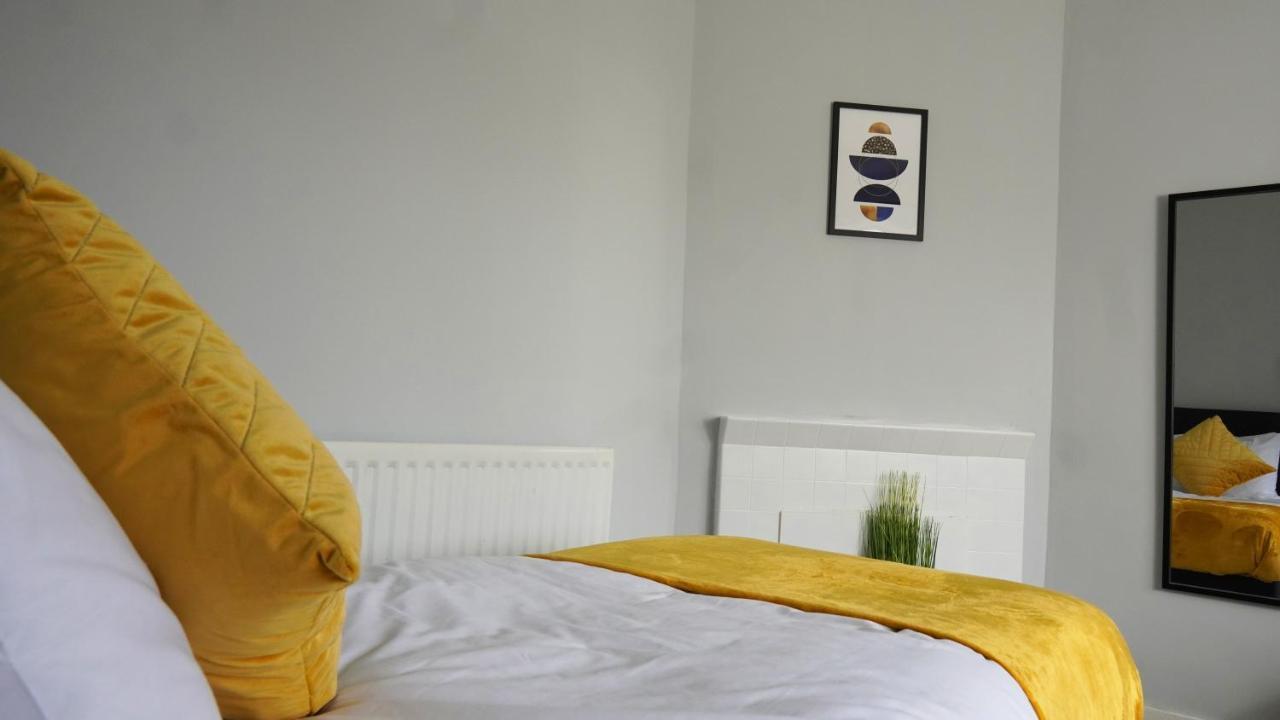Portobello House - Four Bedroom House Perfect For Contractors - Sleeps 6 - Free Parking Вулвергемптон Экстерьер фото
